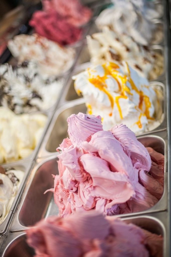 Ijssalon in waalwijk